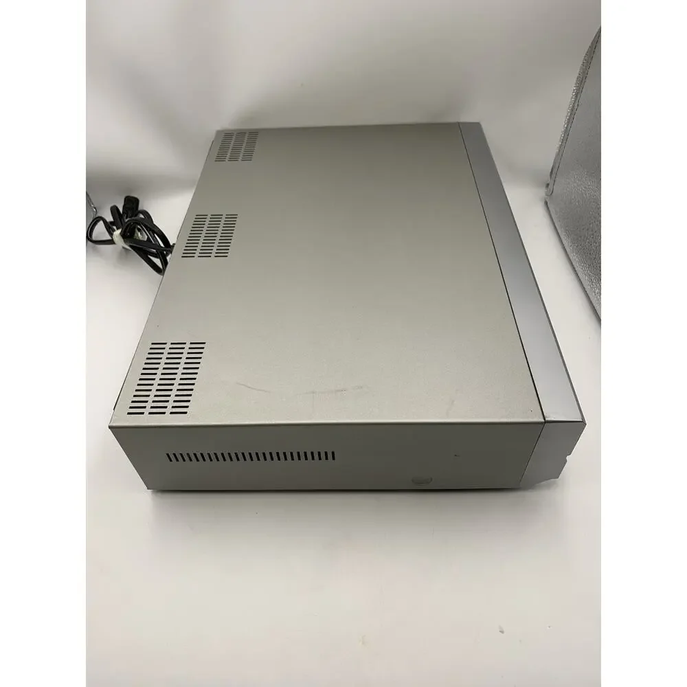 Samsung DVD-V2500 VHS DVD Combo 4 Head Hi-Fi S-Video Optical 480P 480I Recorder